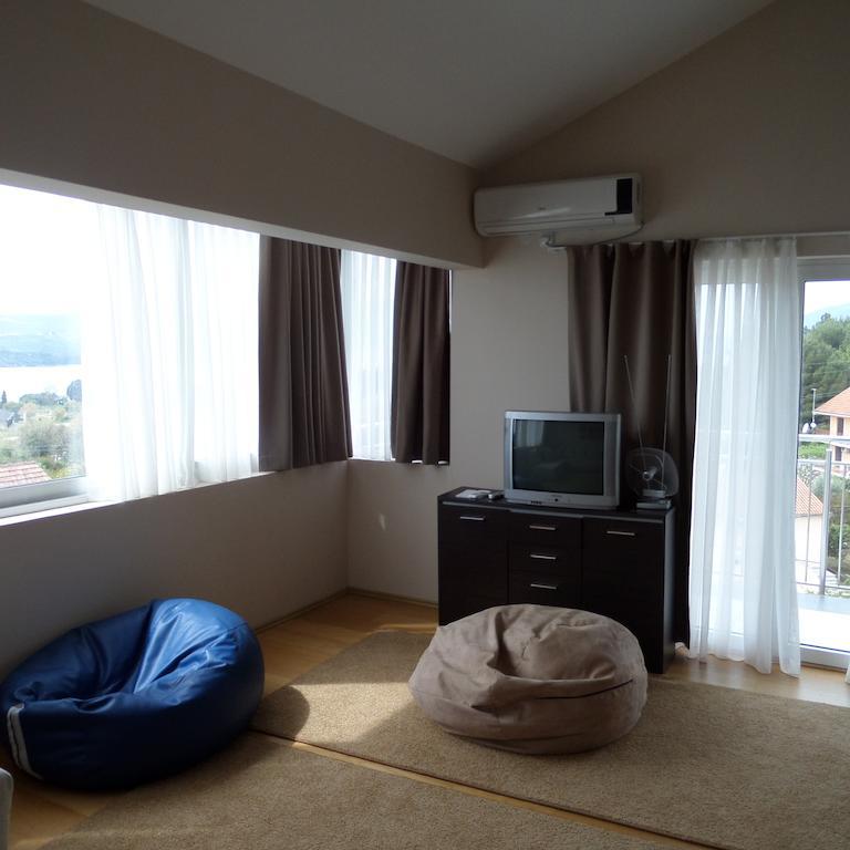 Agape Apartments Tivat Dış mekan fotoğraf