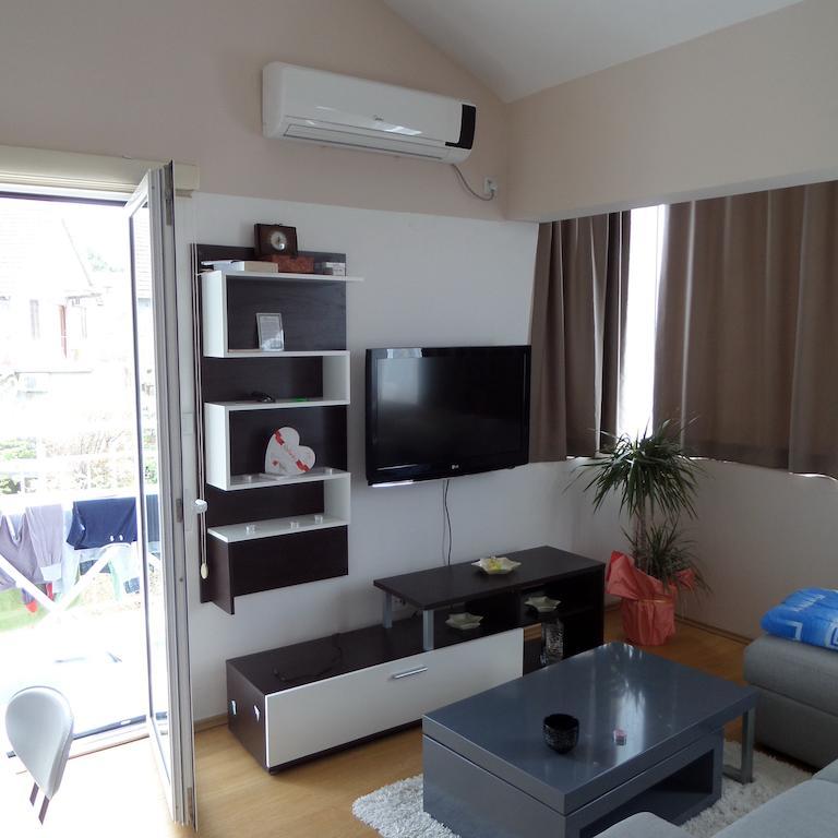 Agape Apartments Tivat Oda fotoğraf