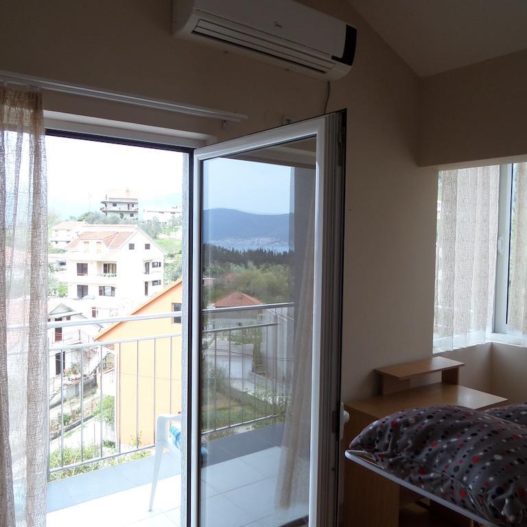 Agape Apartments Tivat Dış mekan fotoğraf